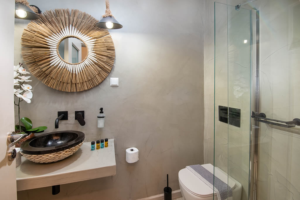 Studio 2, Ενοικιαζόμενα στους Παξούς